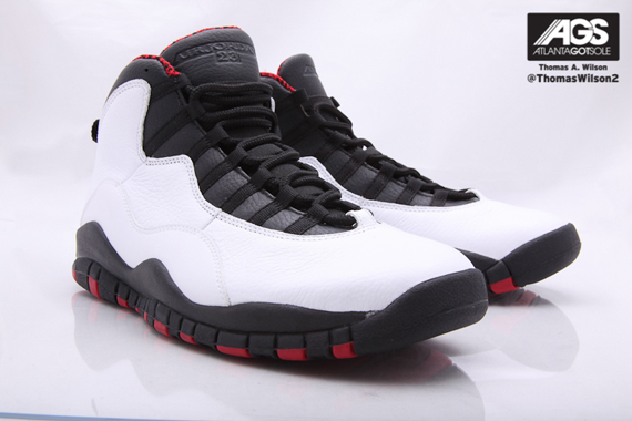 Air Jordan Retro 'Chicago' - New Photos SneakerNews.com