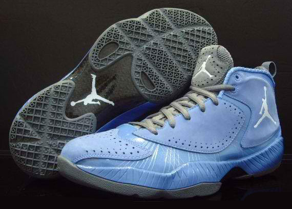 Air Jordan 2012 - University Blue