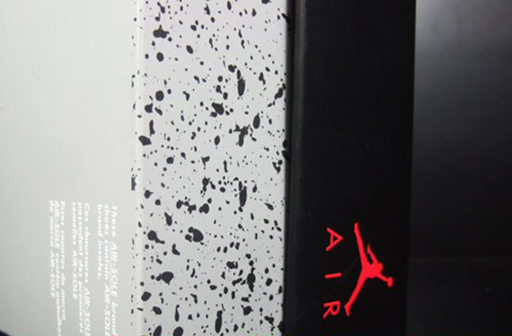 Air Jordan IV 2012 Retro Packaging