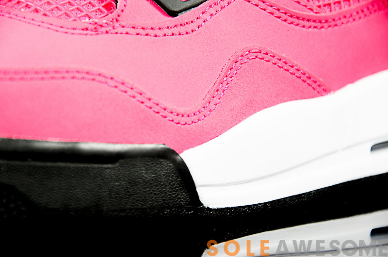 air-jordan-iv-gs-voltage-cherry-detailed-photos-10 Air Jordan Iv Gs Voltage Cherry Detailed Photos 10