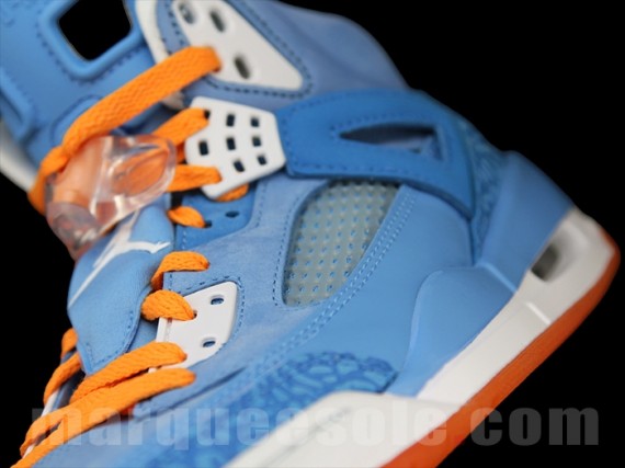 Jordan Spizike University Blue 11 570x427