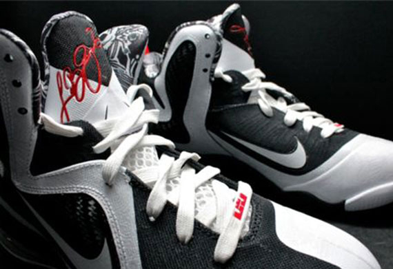 Nike LeBron 9 ‘Freegums’ – Release Reminder