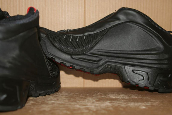 Nike ACG 'Foamposite' Unreleased Sample - SneakerNews.com