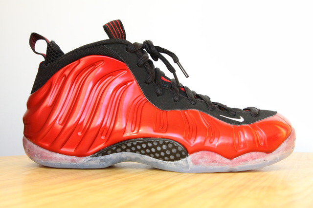 Nike Air Foamposite One Metallic Red 2
