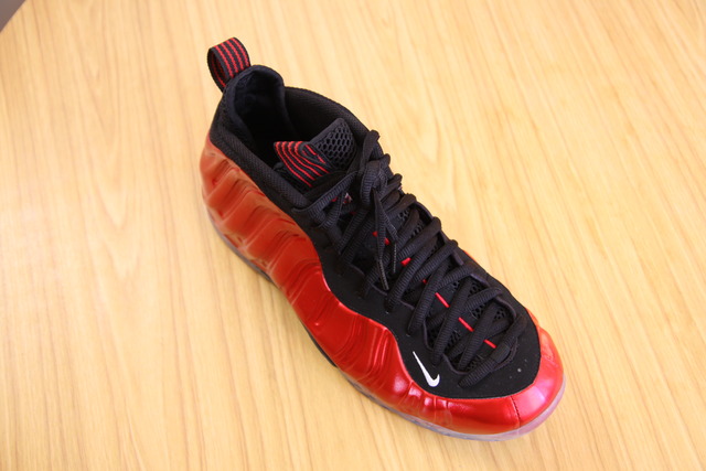 Nike Air Foamposite One Metallic Red 4