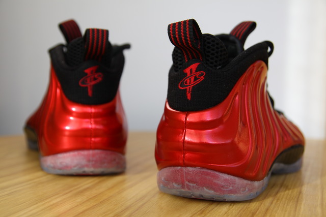 Nike Air Foamposite One Metallic Red 6