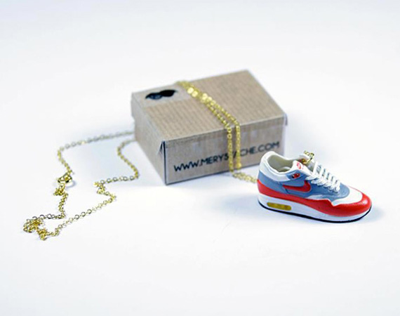 Nike Air Max 1 Necklace 1