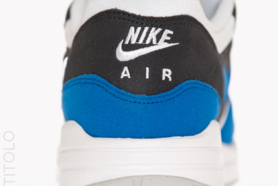 Nike Air Max 1 White Signal Blue Anthracite Platinum 4