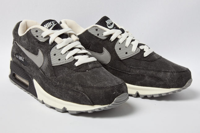 nike-air-max-90-black-canvas-3 Nike Air Max 90 Black Canvas 3