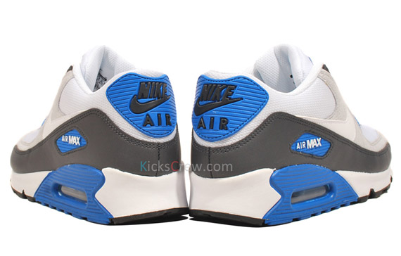 Nike Air Max 90 'Soar' - SneakerNews.com