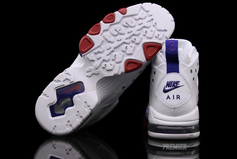 nike-air-max-barkley-white-old-royal-gym-red-4 Nike Air Max Barkley White Old Royal Gym Red 4