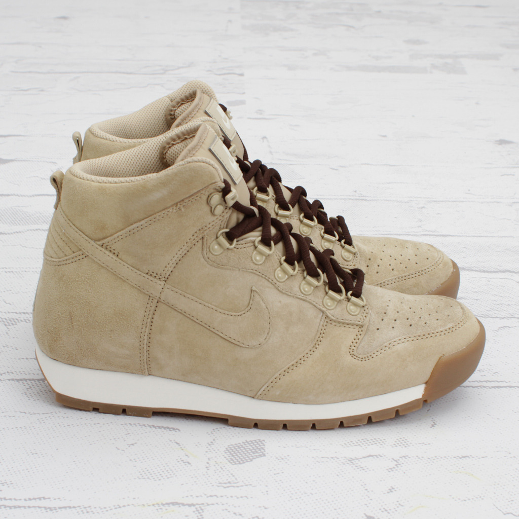 nike-lava-dunk-high-grain-black-gum-01 Nike Lava Dunk High Grain Black Gum 01