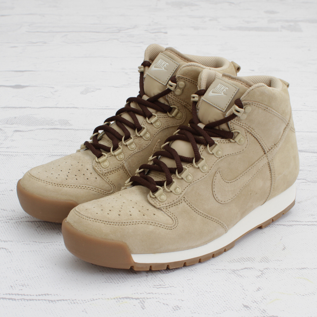 nike-lava-dunk-high-grain-black-gum-04 Nike Lava Dunk High Grain Black Gum 04