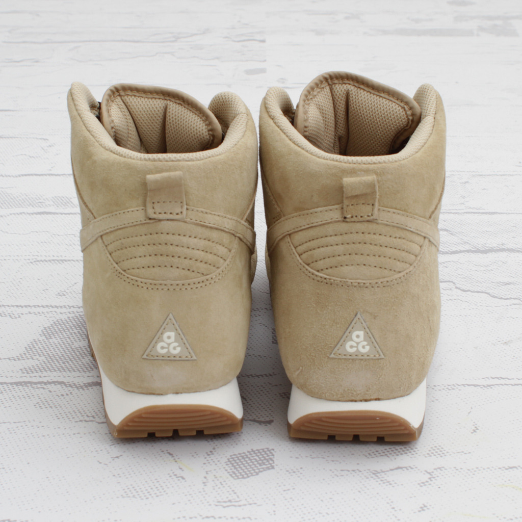 nike-lava-dunk-high-grain-black-gum-05 Nike Lava Dunk High Grain Black Gum 05