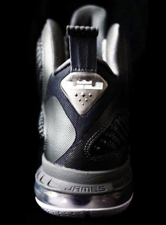 Nike Lebron 9 Cool Grey 4