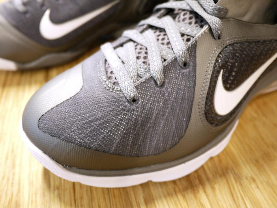 nike-lebron-9-cool-grey-new-images-02 Nike Lebron 9 Cool Grey New Images 02