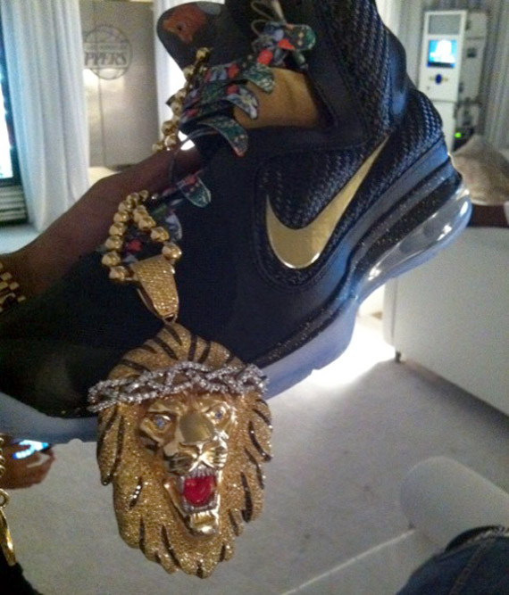 Nike Lebron 9 Watch The Throne New Images 2