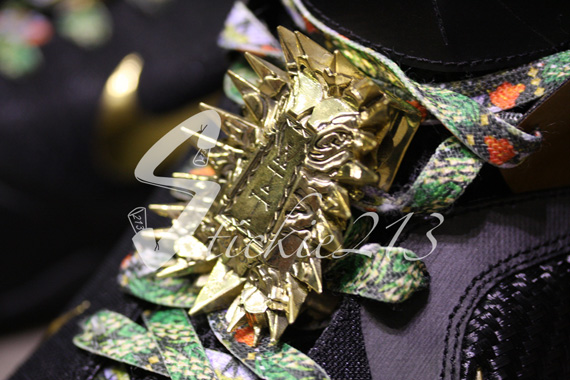 Nike Lebron 9 Watch The Throne Pe Detailed Images 4