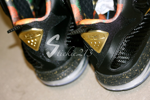 Nike Lebron 9 Watch The Throne Pe Detailed Images 8