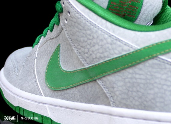 dunk low medusa