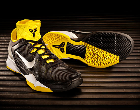 Nike Zoom Kobe VII System Supreme – Black – Yellow