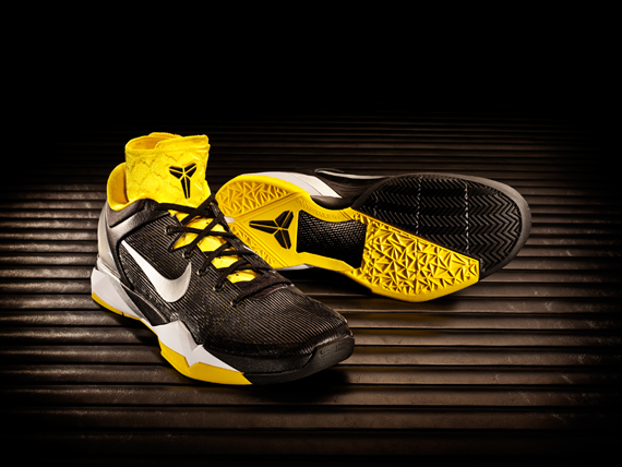 nike zoom kobe vii system supreme 10