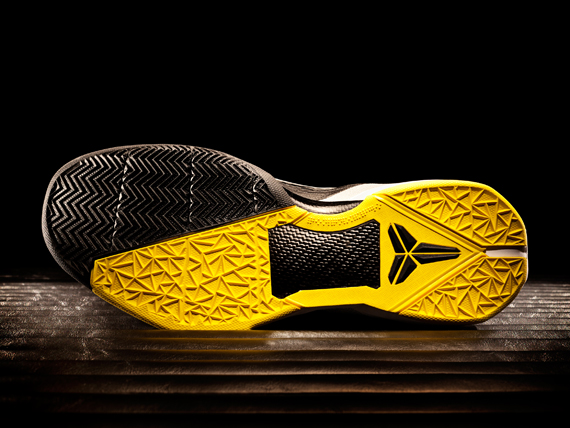 Nike Zoom Kobe VII System Supreme - Black - Yellow - SneakerNews.com