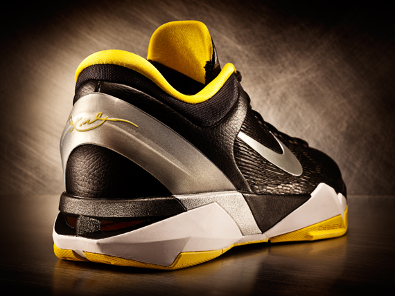 Zoom Kobe VII System Supreme - Black - Yellow -