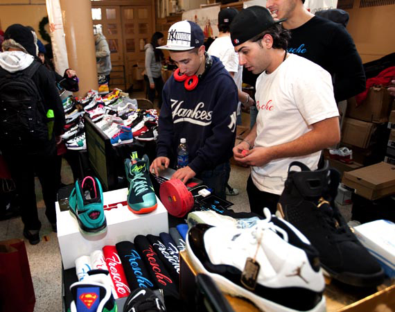 Sneaker Con NYC December 2011 - Event Recap - SneakerNews.com