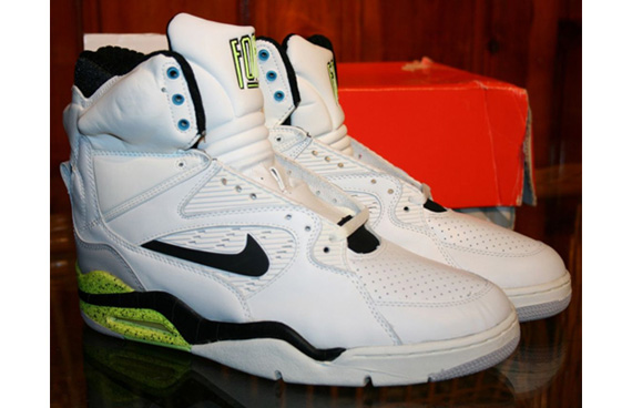 25 Retroed Nike Air Command Force