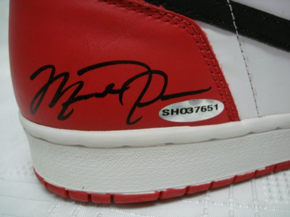 air jordan 1 alpha bred 1994 Retro – Autographed Pair on eBay