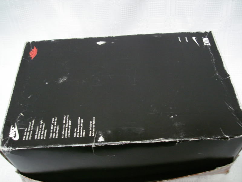 air-jordan-1-1994-retro-white-black-red-autographed-04 Air Jordan 1 1994 Retro White Black Red Autographed 04