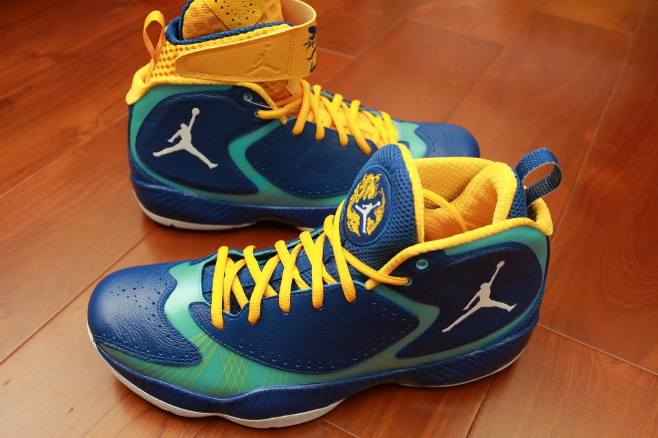 Air Jordan 2012 Year Of The Dragon Detailed 02