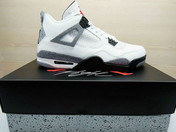Air Jordan 4 White Cement Grey New Photos 2