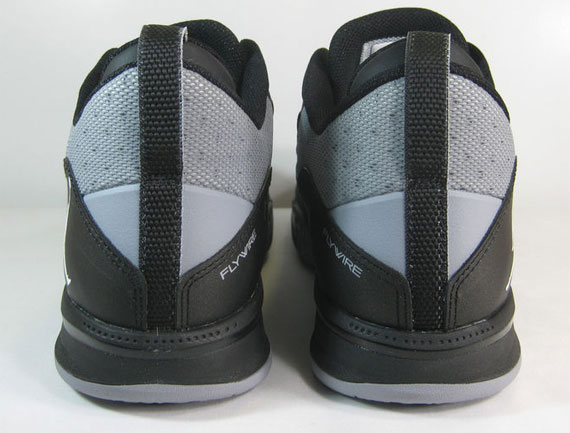 Jordan CP3.V - Black - Stealth | Release Reminder - SneakerNews.com