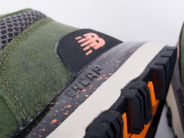 New Balance Ml581 03