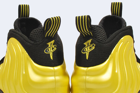 Nike Air Foamposite One Electrolime Black New Images