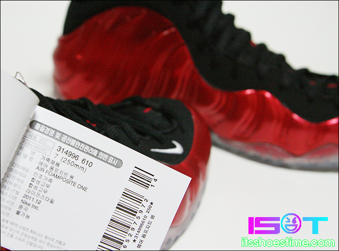 nike-air-foamposite-one-varsity-red-17 Nike Air Foamposite One Varsity Red 17