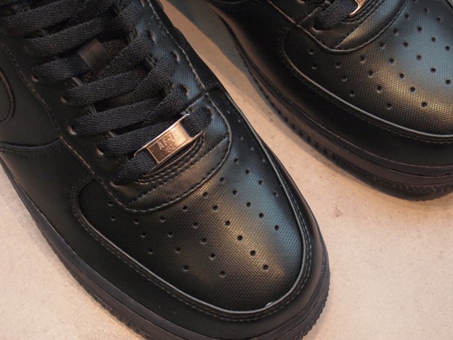 OLYMPUS DIGITAL CAMERA Nike Air Force 1 Low Black Dark Grey Heather 4