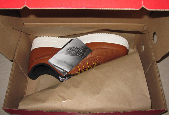 Nike Air Force 1 Low Red Wing 8166 Customs 6