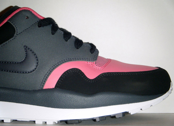 Nike Air Safari Black Anthracite Pink Clay White 111