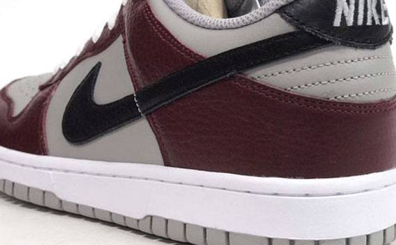 nike sb dunk low burgundy grey