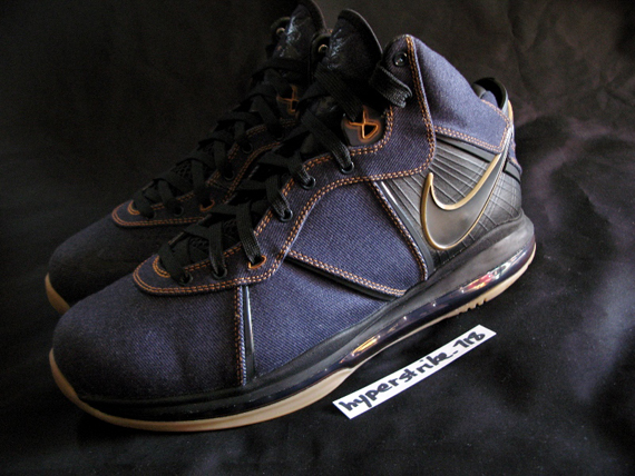 Nike LeBron 8 'Denim' - Available on 