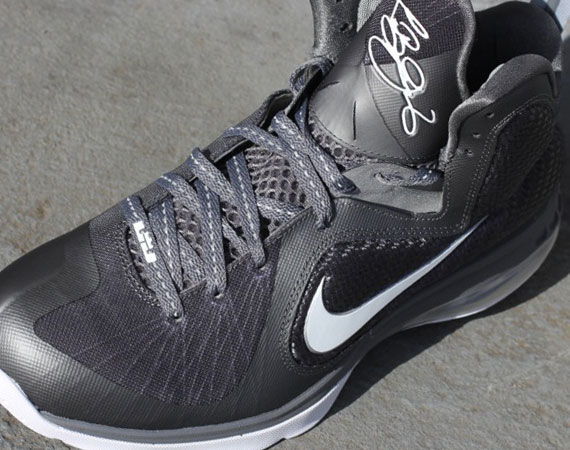 Nike LeBron 9 ‘Cool Grey’ – Arriving At Retailers