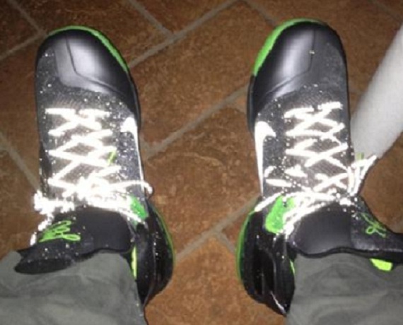 Nike LeBron 9 ‘Dunkman’ – On-Feet Images