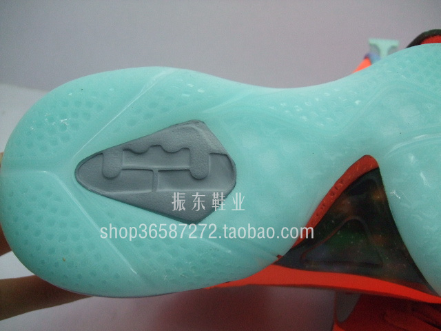 nike-lebron-9-galaxy-all-star-new-images-27 Nike Lebron 9 Galaxy All Star New Images 27