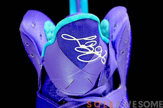 Nike LeBron 9 'Hornets' - Detailed Images - SneakerNews.com