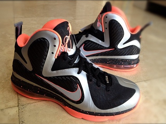 Nike Lebron 9 Metallic Silver Bright Mango