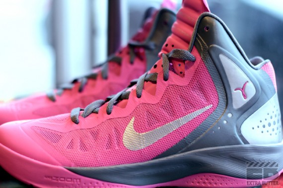 Nike Zoom Hyperenforcer 'Think Pink'