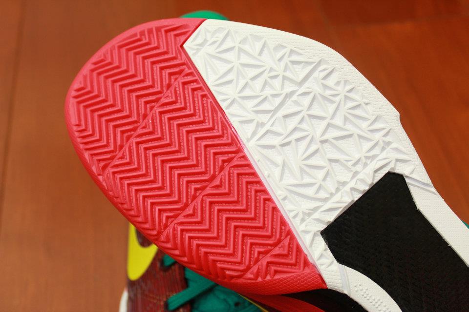 nike-zoom-kobe-dragon-year-of-the-dragon-detailed-look-09 Nike Zoom Kobe Dragon Year Of The Dragon Detailed Look 09